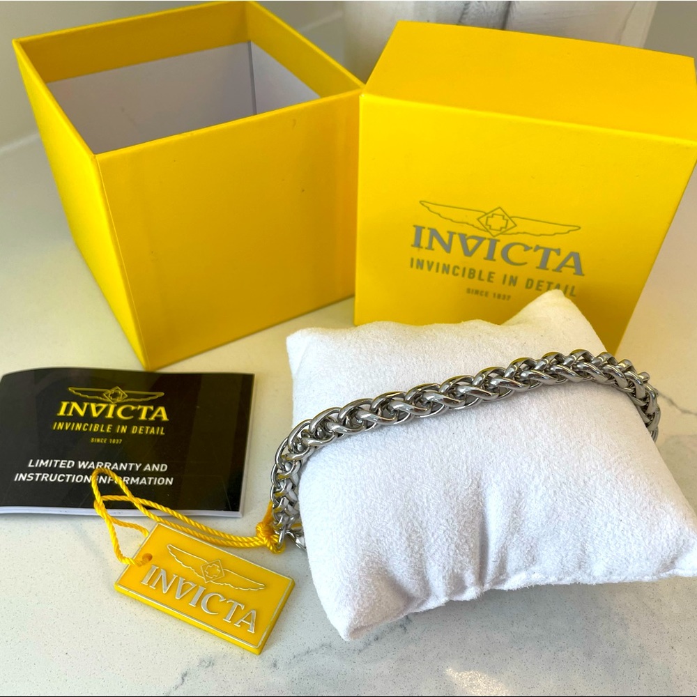 New with tags Invicta mens bracelet - stainless steel silver